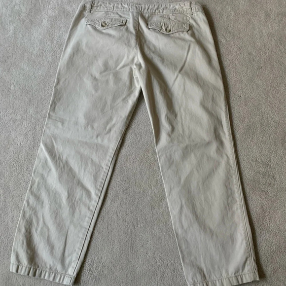 3/$25 American Eagle Outfitters, 100% Cotton, 2 R - Picture 14 of 15